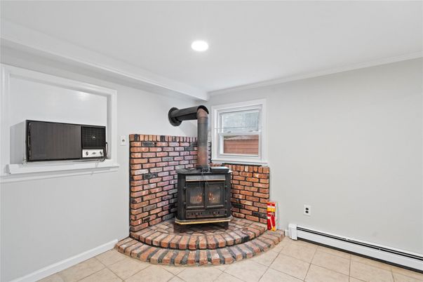 Fireplace, Interior, Recessed Lighting