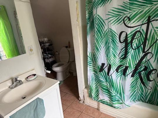 Bathroom, Interior