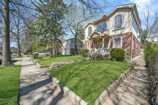 Backyard, Exterior, Facade, Brick Facade, Queen Anne Victorian
