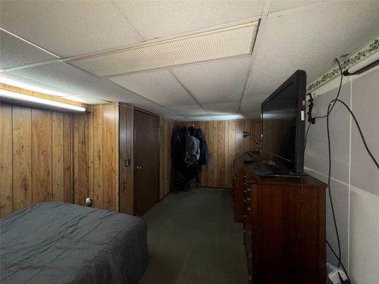 Interior, Wooden Walls