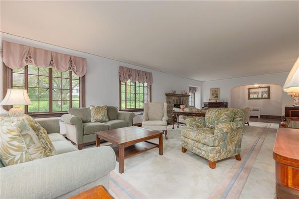 Fireplace, Interior, Living room