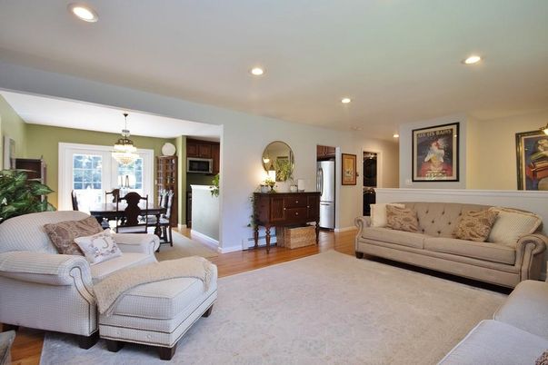Dining room, Interior, Kitchen, Living room, Pendant Lights, Recessed Lighting, Wood Texture Flooring