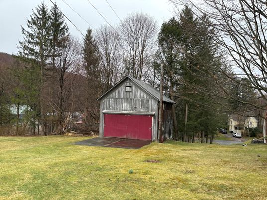 Backyard, Detached Garage, Exterior