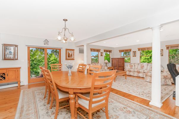 Chandelier, Dining room, Interior, Recessed Lighting, Wood Texture Flooring