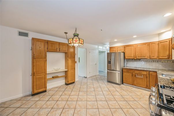 Interior, Kitchen, Pendant Lights, Recessed Lighting