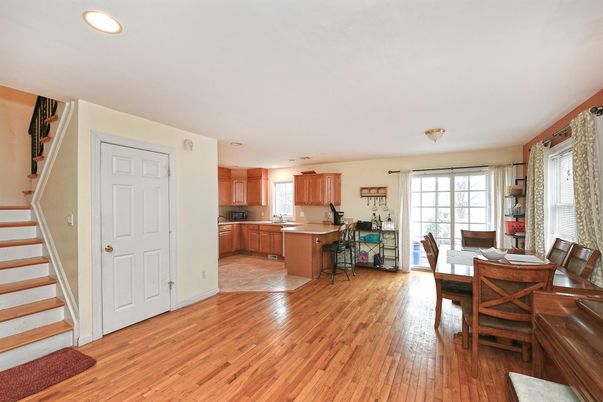 Dining room, Interior, Kitchen, Recessed Lighting, Wood Texture Flooring
