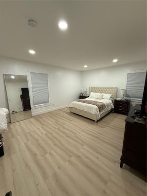 Bedroom, Interior, Recessed Lighting, Wood Texture Flooring