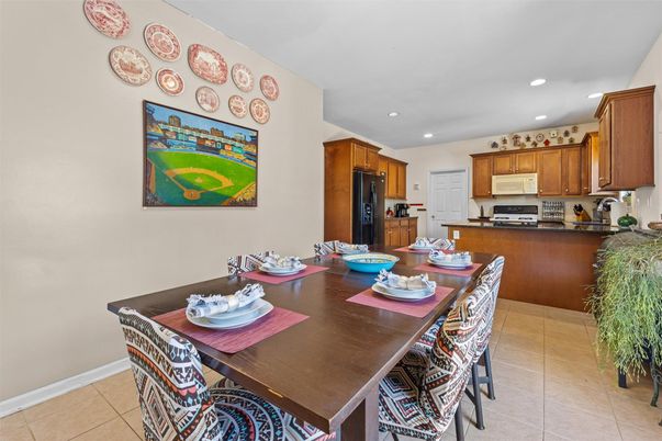 Dining room, Interior, Kitchen, Recessed Lighting