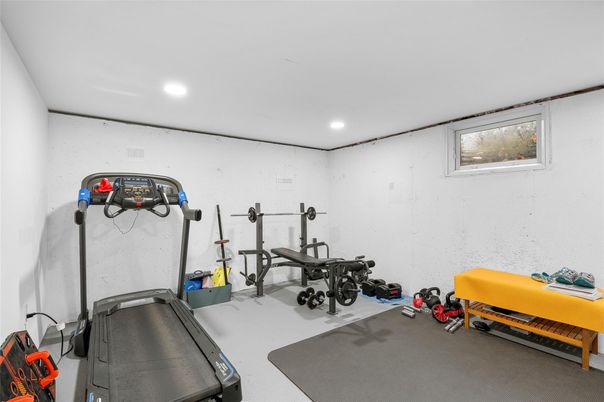 Fitness Equipment, Interior, Recessed Lighting