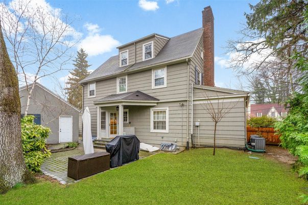 Backyard, Exterior, Hot Tub