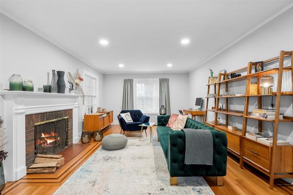 Fireplace, Interior, Living room, Recessed Lighting, Wood Texture Flooring
