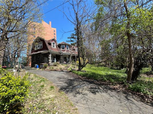 Backyard, Exterior, Facade, Brick Facade, Queen Anne Victorian