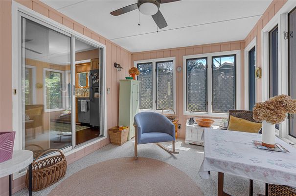 Dining room, Interior
