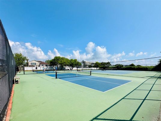 Exterior, Tennis Courts