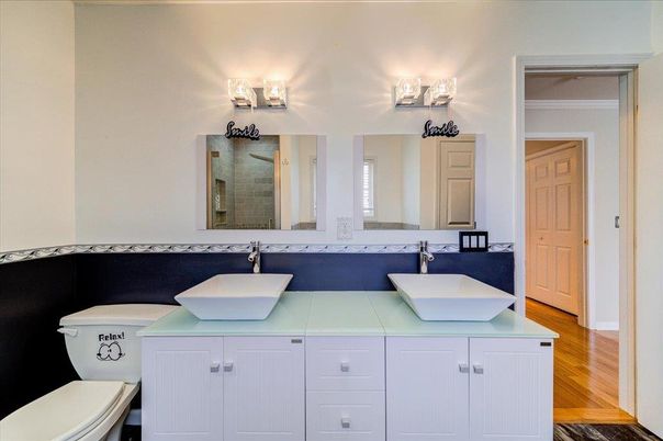 Bathroom, Dual Sink Vanities, Interior, Wood Texture Flooring