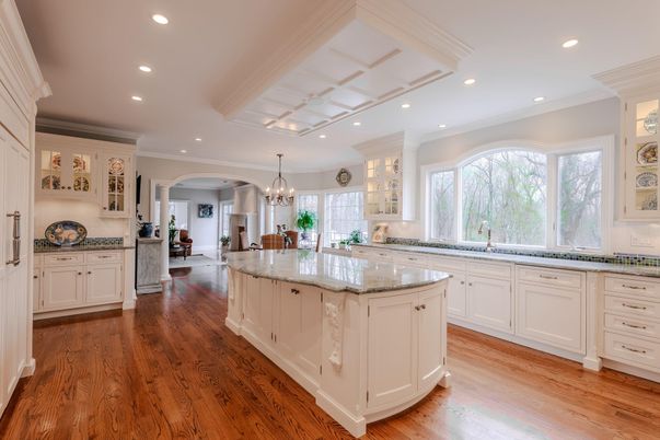 Chandelier, Interior, Kitchen, Recessed Lighting, Wood Texture Flooring