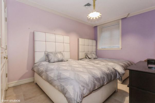 Bedroom, Interior, Pendant Lights