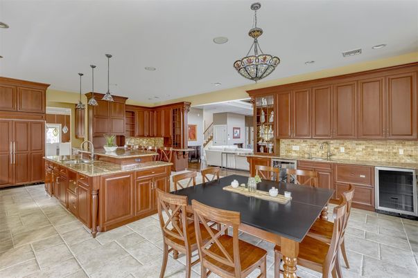 Dining room, Interior, Kitchen, Pendant Lights, Recessed Lighting