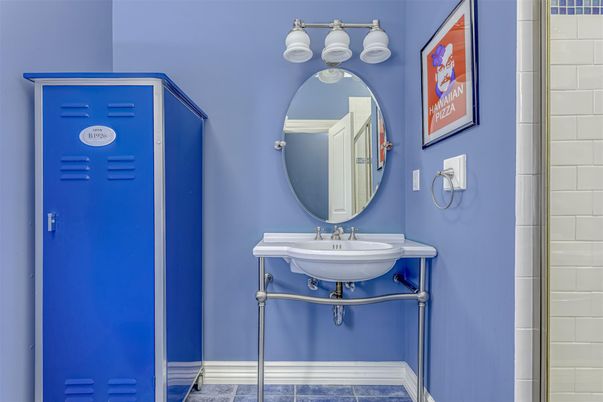 Bathroom, Interior