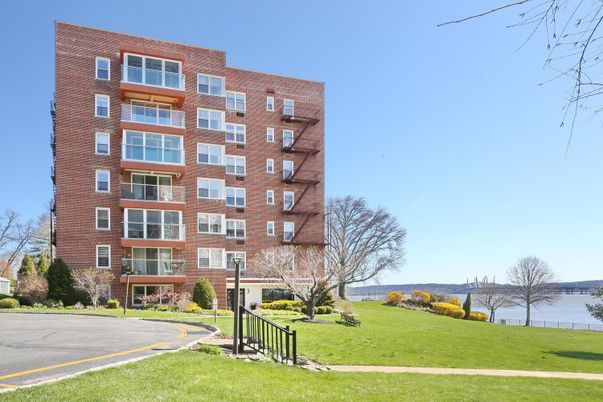 Exterior, Facade, Condo Building
