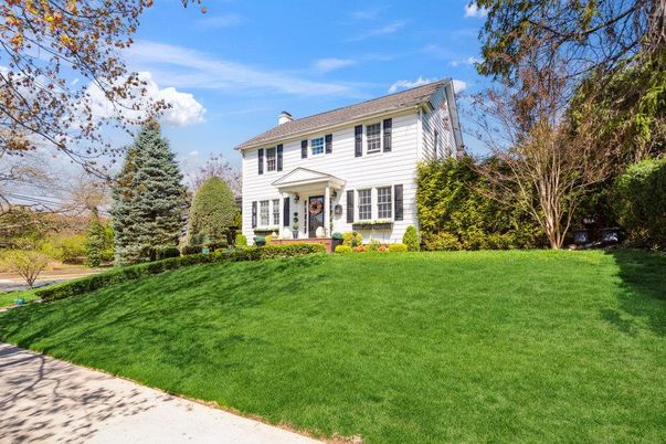 Backyard, Exterior, Facade, Georgian