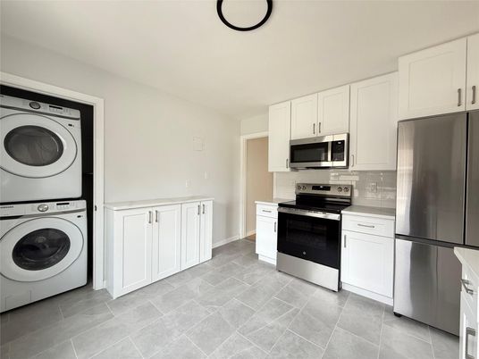 Interior, Kitchen, Washer