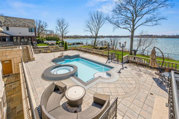 Exterior, Lake, Pool, Water