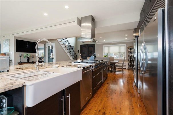 Dining room, Interior, Kitchen, Recessed Lighting, Stainless Steel Appliances, Wood Texture Flooring