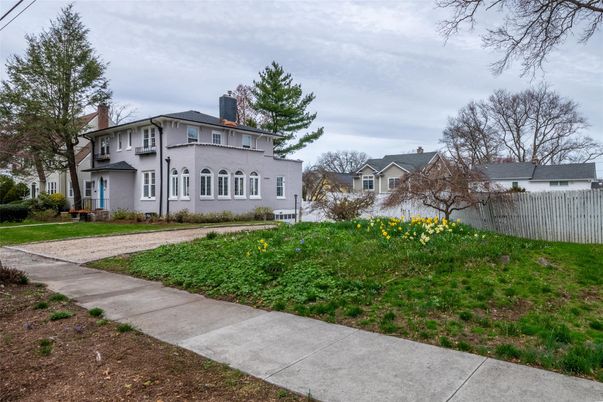Backyard, Exterior, Facade, French Provincial