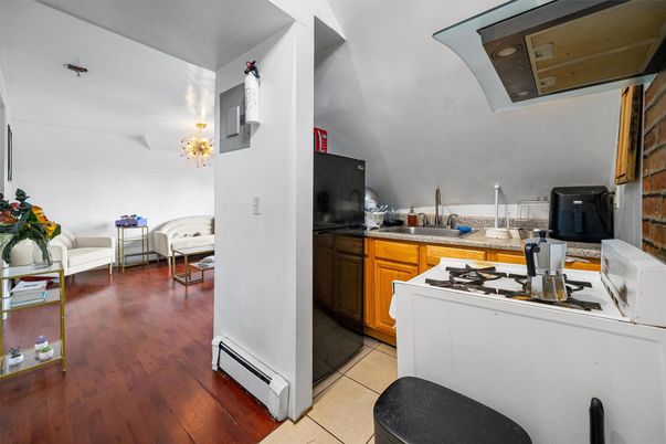 Chandelier, Interior, Kitchen, Wood Texture Flooring