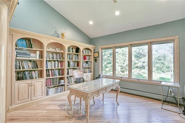 Home Office, Interior, Recessed Lighting, Wood Texture Flooring