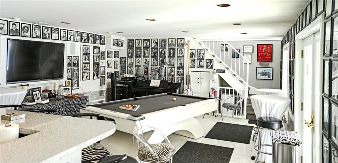 Billiard Table, Game Room, Interior, Recessed Lighting