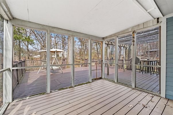 Interior, Sun Room, Wood Texture Flooring