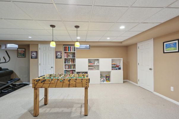 Game Room, Interior, Pendant Lights, Recessed Lighting