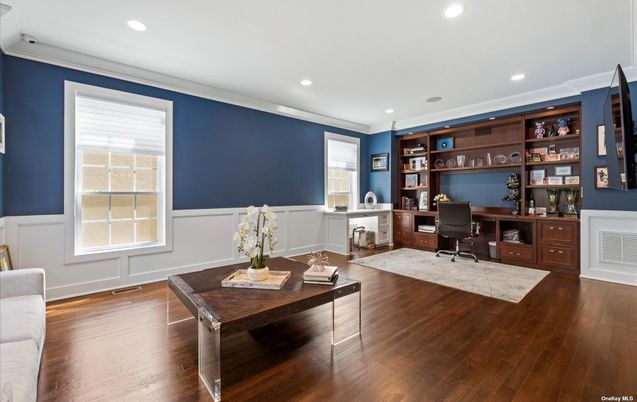 Home Office, Interior, Recessed Lighting, Wood Texture Flooring