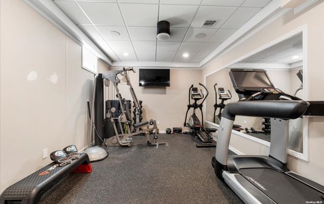 Fitness Equipment, Interior, Recessed Lighting
