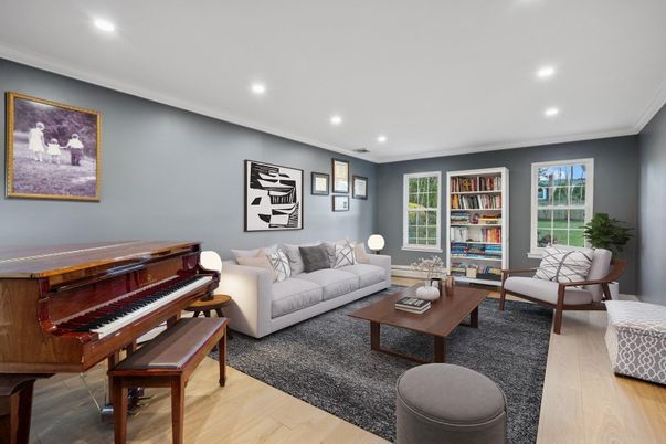 Interior, Living room, Piano, Recessed Lighting, Wood Texture Flooring