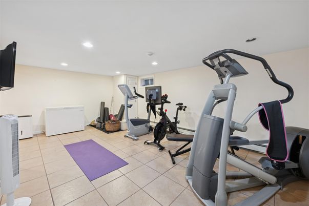 Fitness Equipment, Interior, Recessed Lighting