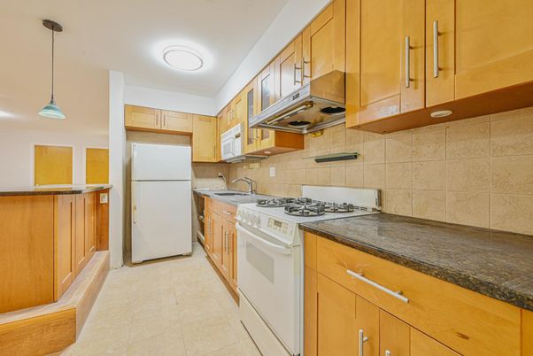 Interior, Kitchen, Pendant Lights