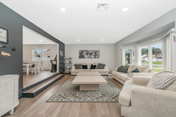 Dining room, Interior, Living room, Recessed Lighting, Wood Texture Flooring