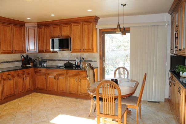 Dining room, Interior, Kitchen, Pendant Lights, Recessed Lighting