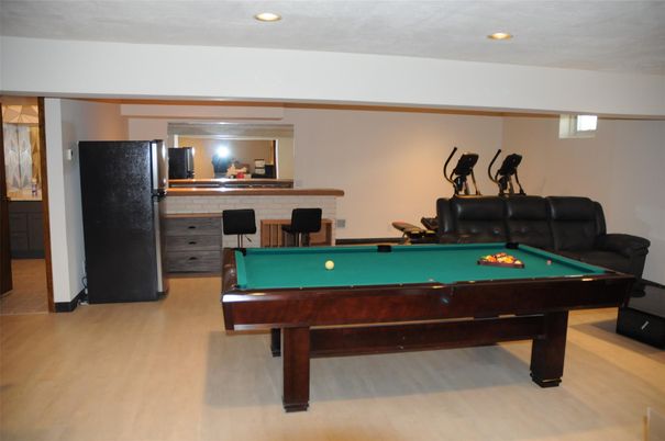 Billiard Table, Game Room, Interior, Recessed Lighting, Wood Texture Flooring