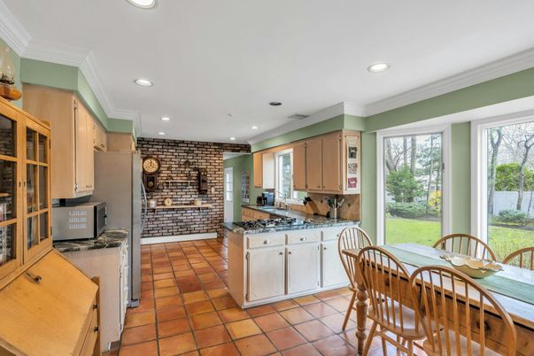 Dining room, Interior, Kitchen, Recessed Lighting, Stone Walls