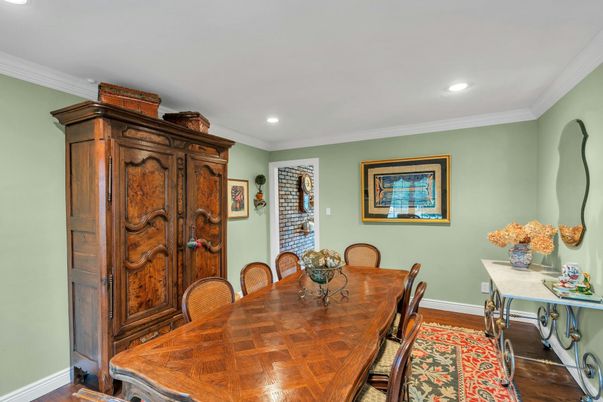 Dining room, Interior, Recessed Lighting, Wood Texture Flooring