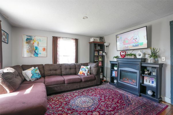 Fireplace, Interior, Living room