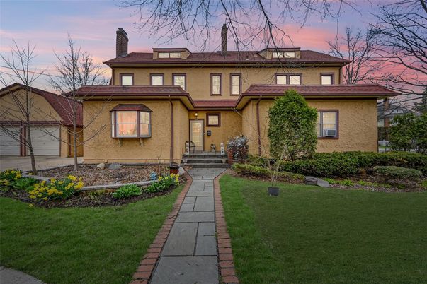 Attached, Exterior, Facade, Mediterranean