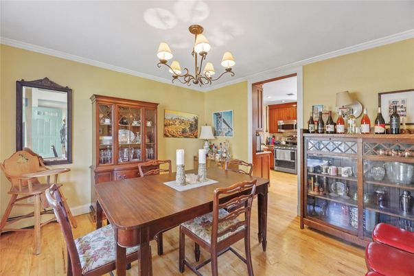 Chandelier, Dining room, Interior, Kitchen, Wood Texture Flooring