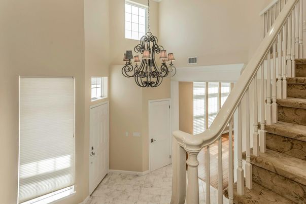 Chandelier, Interior, Marble