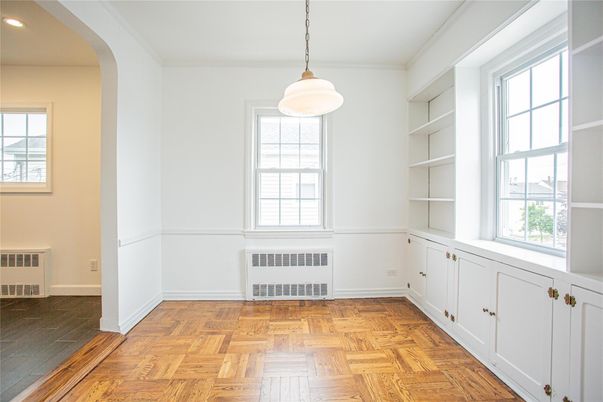 Interior, Pendant Lights, Recessed Lighting, Wood Texture Flooring