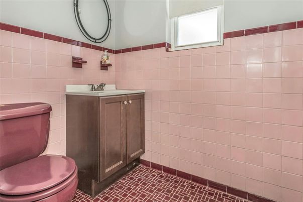 Bathroom, Interior